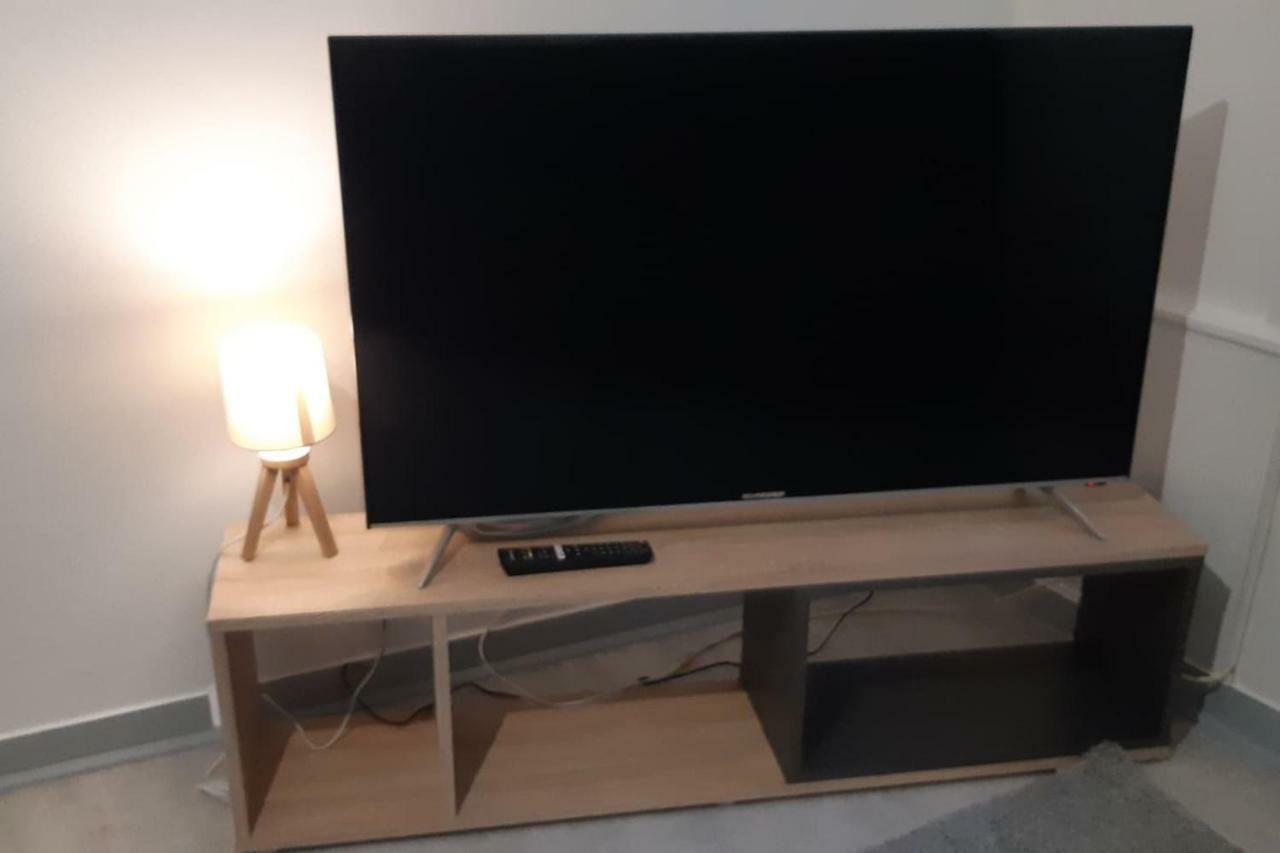 Che Grand F2 Droit Plein Centre Sweet Home Cherbourg-en-Cotentin Dış mekan fotoğraf